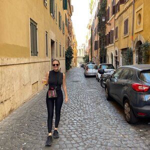 Meet your Posher, Emma